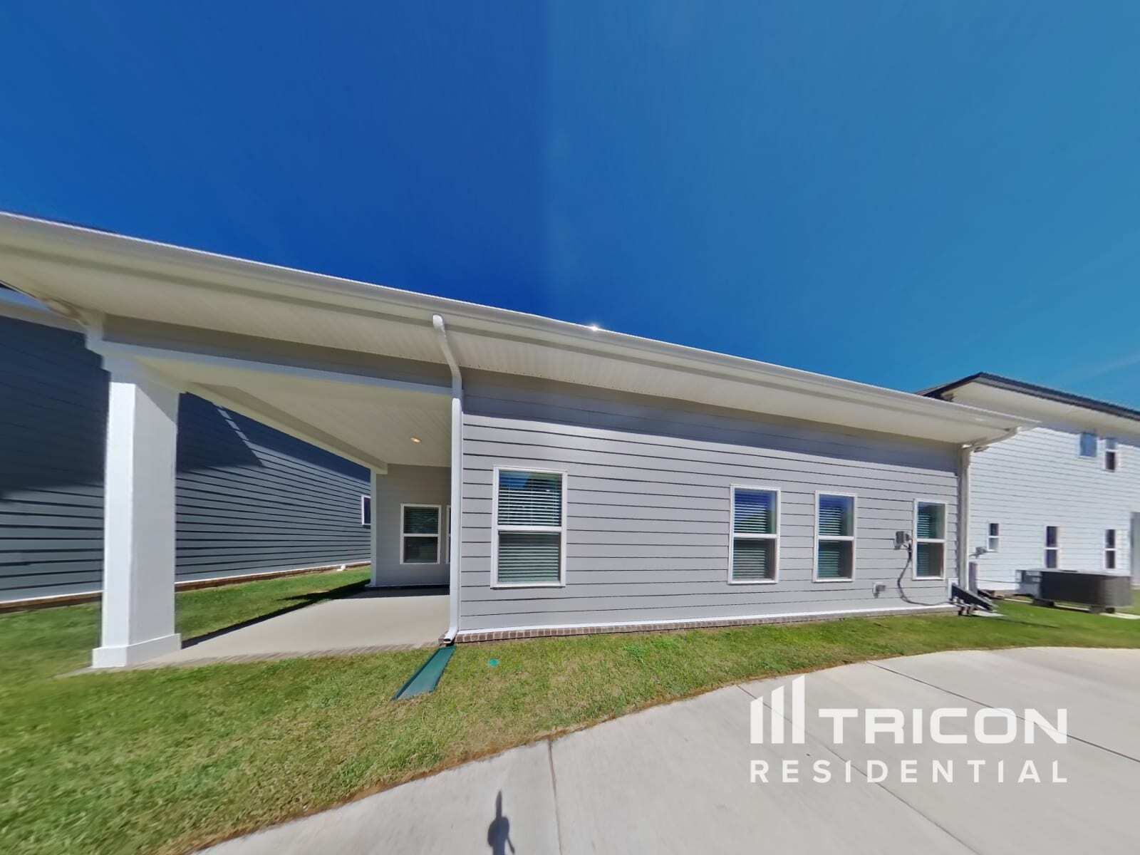 Building Photo - 3633 Apies St