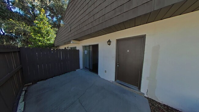 Building Photo - ***$0 SECURITY DEPOSIT***Lovely 2 Bedroom ...