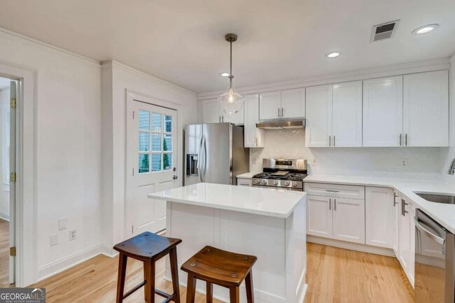 Building Photo - 1253 Francis St NW