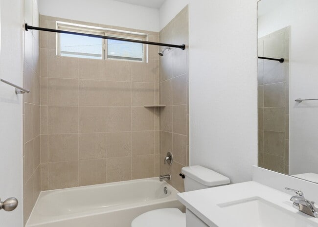 Building Photo - Spacious 4 Bedroom Home with Game Room and Covered Patio!