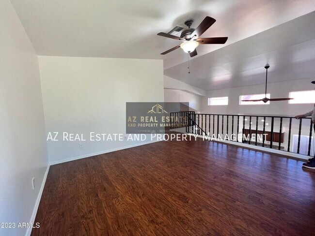 Building Photo - 7524 W Tonto Dr