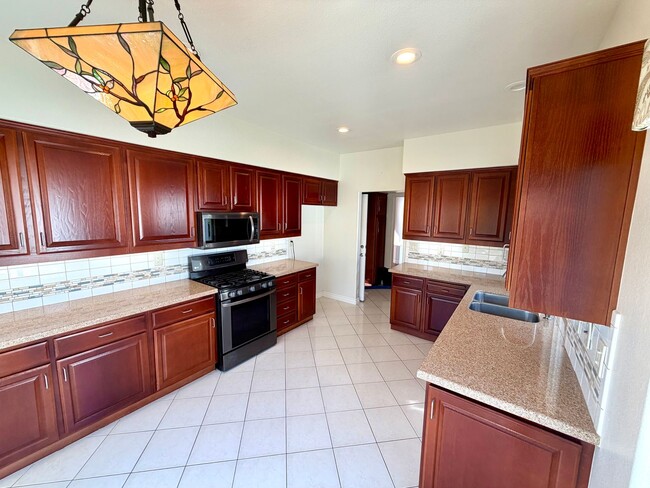 Building Photo - 4969 Lamia Way