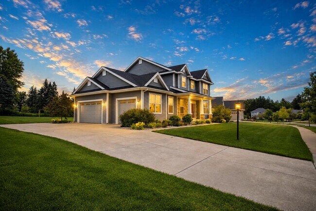 Building Photo - 7850 W Mourning Dove Ln