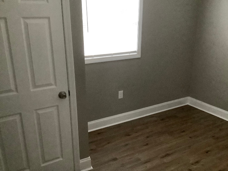 Building Photo - 800 Dodson Mill Rd