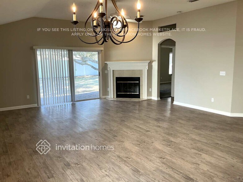 Building Photo - 3675 Blue Wing Ct