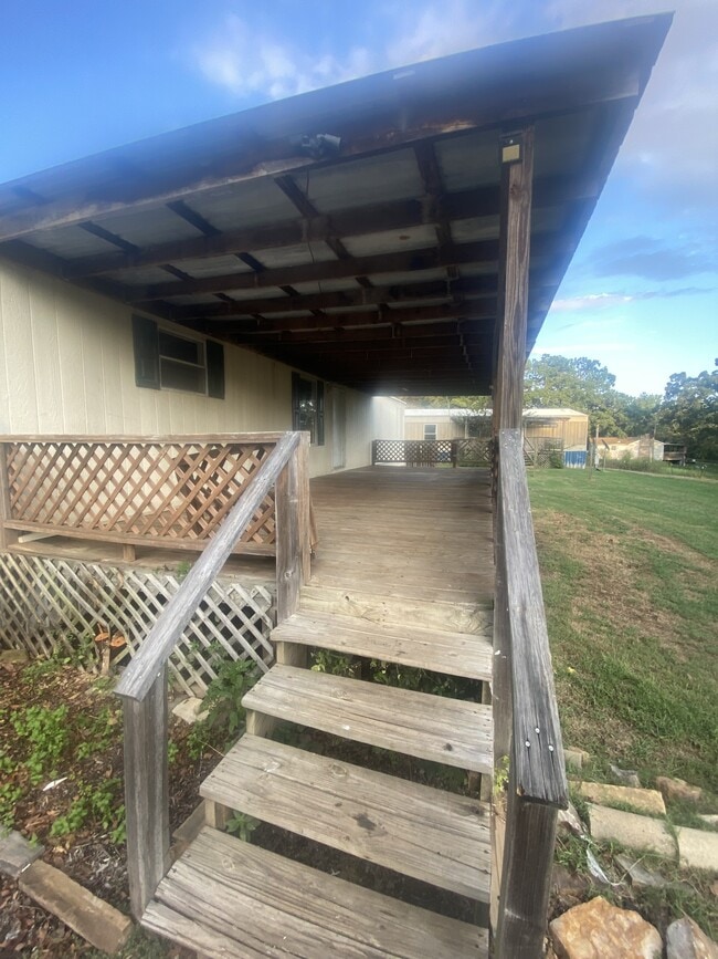 Building Photo - 20792 Old Hwy 59