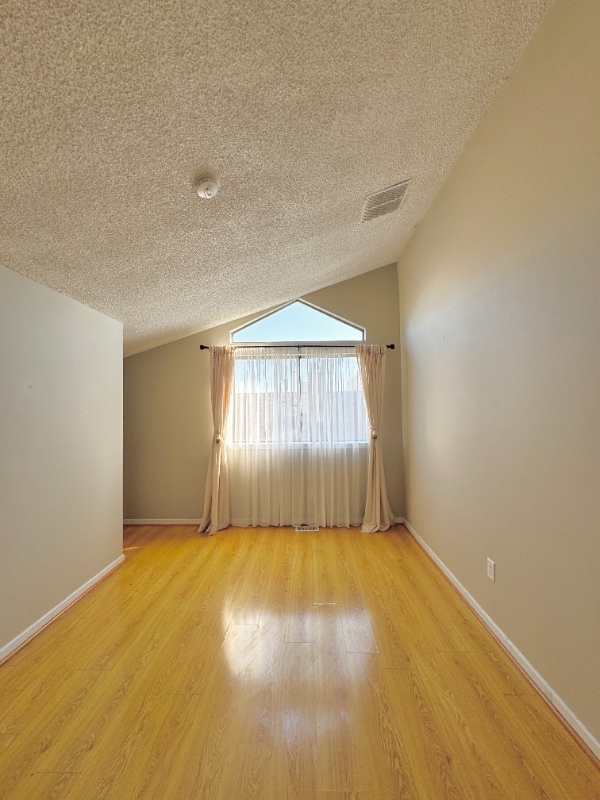 Building Photo - 1514 Roberts Way