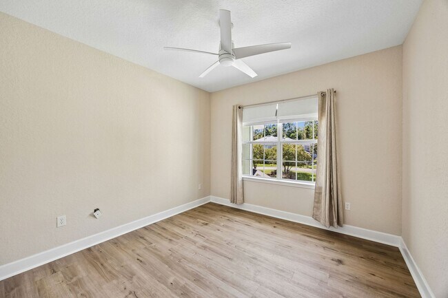 Building Photo - 96010 Stoney Dr
