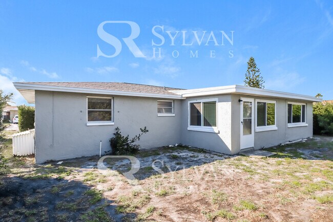 Building Photo - Charming 4BR 2BA Home