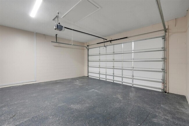 Building Photo - 1420 Sun Meadow Dr