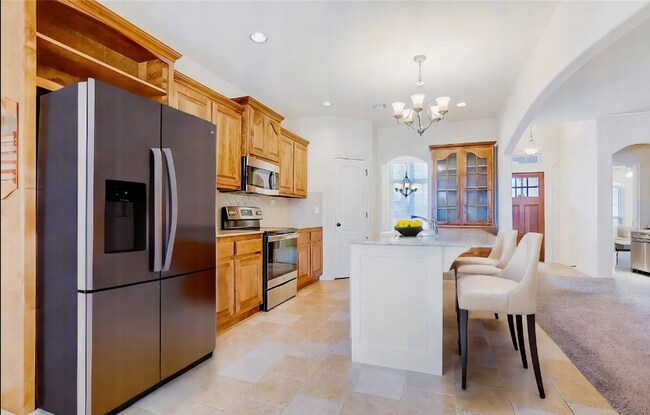 Building Photo - 5 Bed 3 Bath Broken Arrow