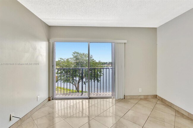 Building Photo - 8720 N Sherman Cir