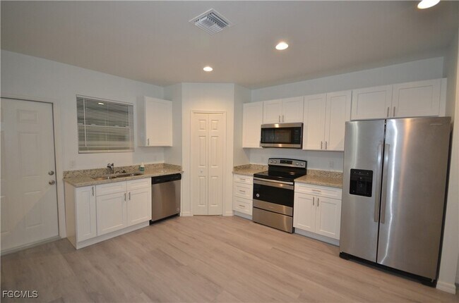 Building Photo - 2218 Quality Life Ctr Wy