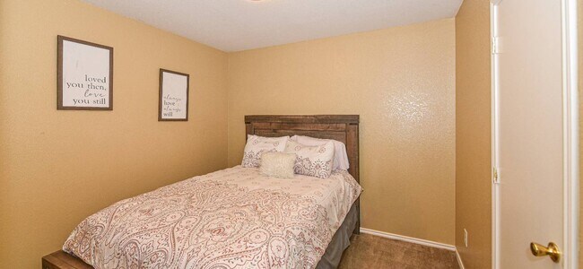 Building Photo - 3703 Frigate Dr