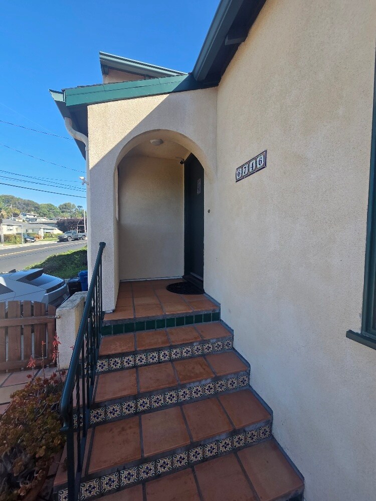 Building Photo - 6746 Cutting Blvd