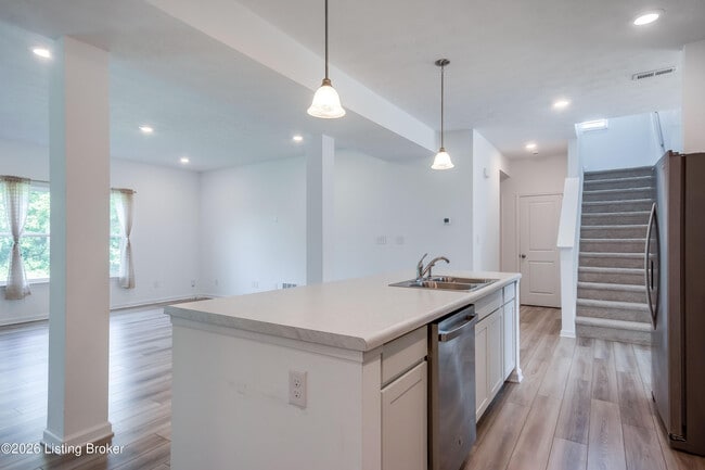 Building Photo - 17010 Meander Way