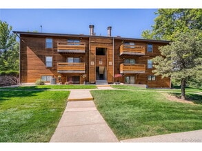Building Photo - Spacious 2bd/2ba condo!