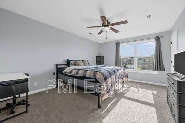 Building Photo - 3815 Harvest Ridge