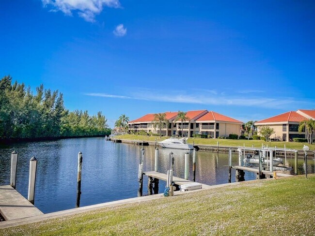 Building Photo - 1355 Rock Dove Ct