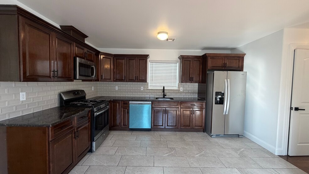 KITCHEN - 159 Court St