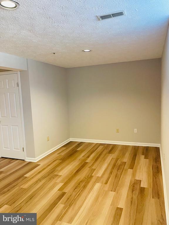 Building Photo - 4462 Regalwood Terrace