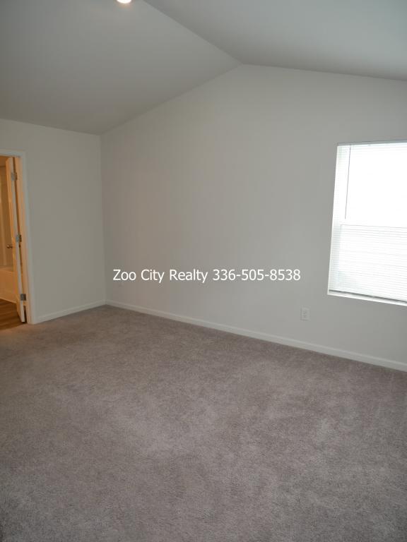 Building Photo - 2411 Whirlwind Ln