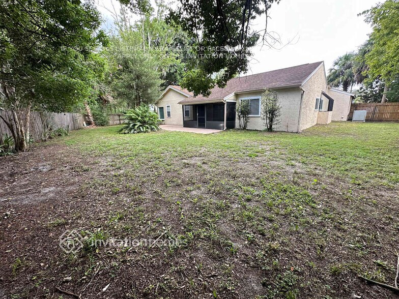 Building Photo - 3908 Woodglade Cove