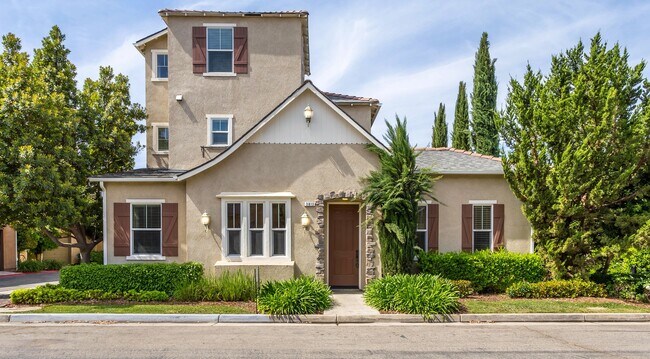 Building Photo - Harlan Ranch Home for Lease