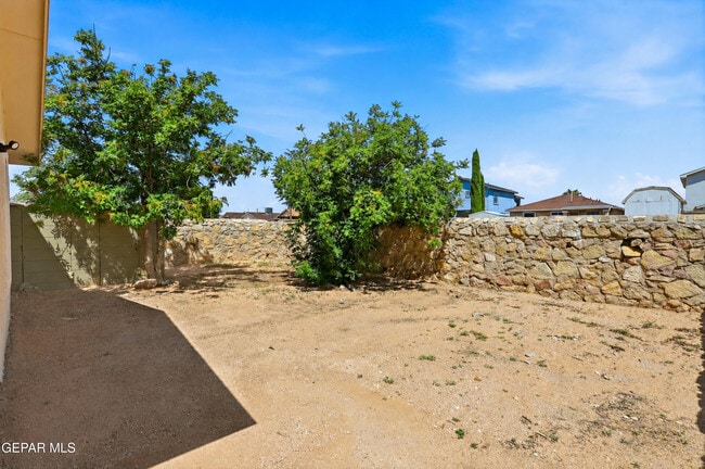 Building Photo - 12353 Tierra Apache Rd