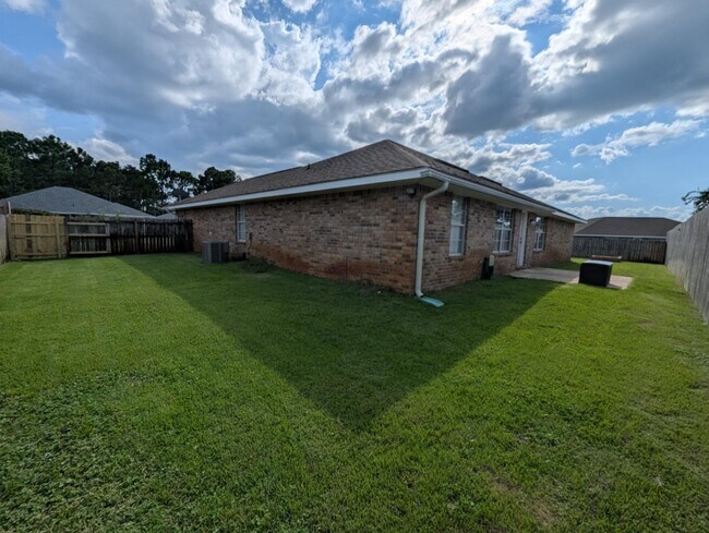 Building Photo - 9939 Parker Lake Cir