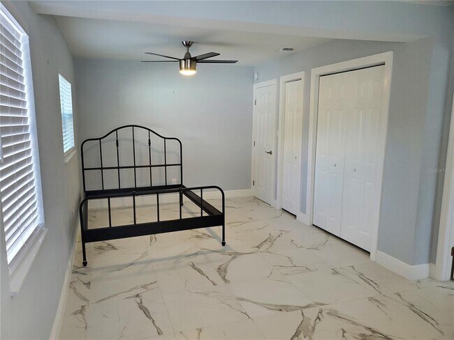 Building Photo - 4119 W Nassau St