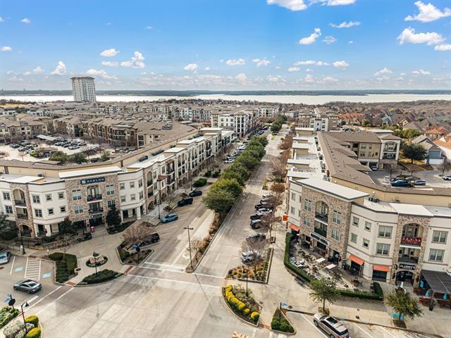 Building Photo - 2800 Lakeside Pky