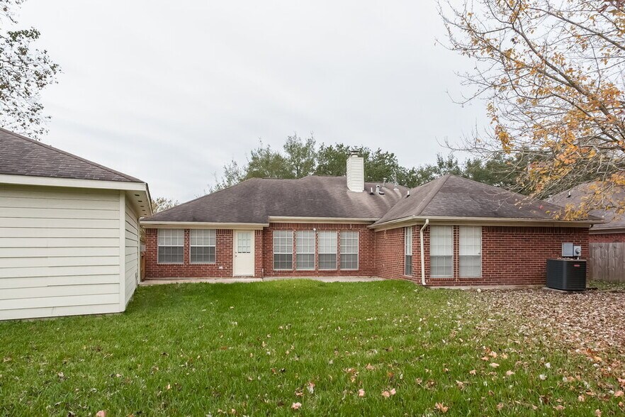 Building Photo - 4427 W Thunderwood Cir