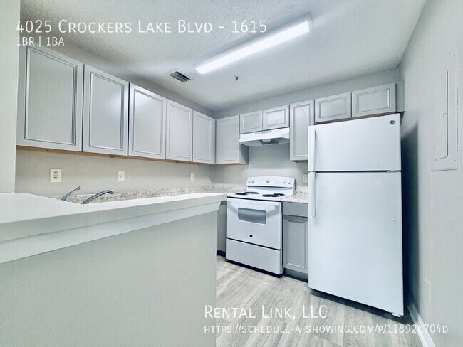 Building Photo - 4025 Crockers Lake Blvd