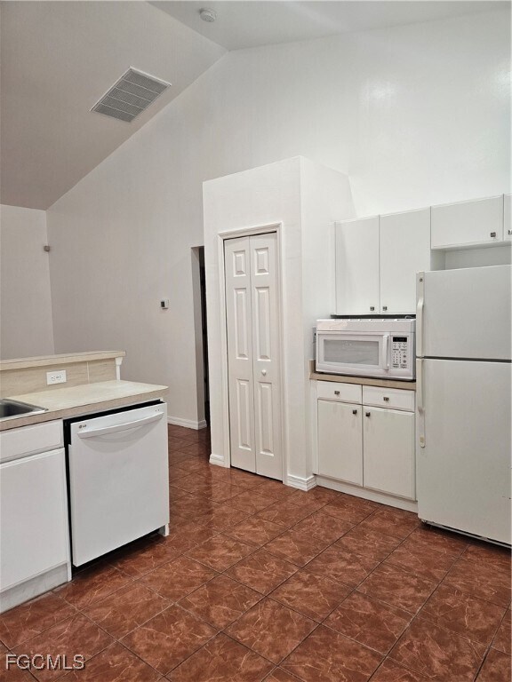 Building Photo - 2511 Sunniland Blvd