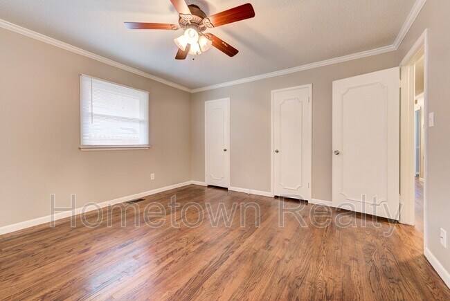 Building Photo - 2622 NW 42nd St