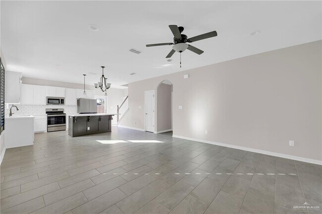 Building Photo - 20 N 33rd St