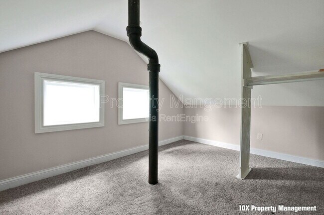 Building Photo - 917 Lockbourne Rd