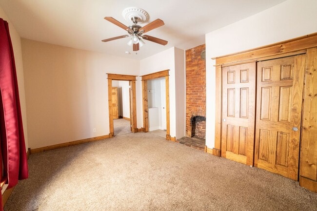 Building Photo - Charming 2Bedroom Apartment in The Nations