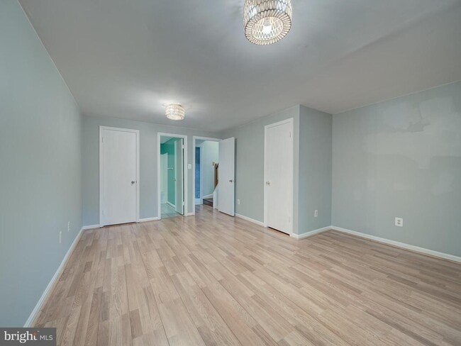 Building Photo - 6191 Little Valley Way