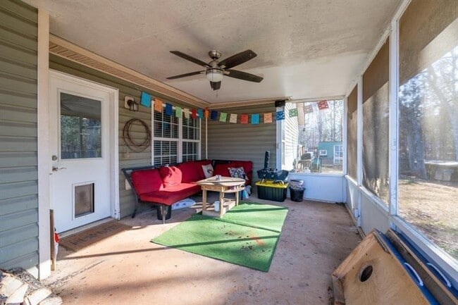 Building Photo - 520 Bryson Trail