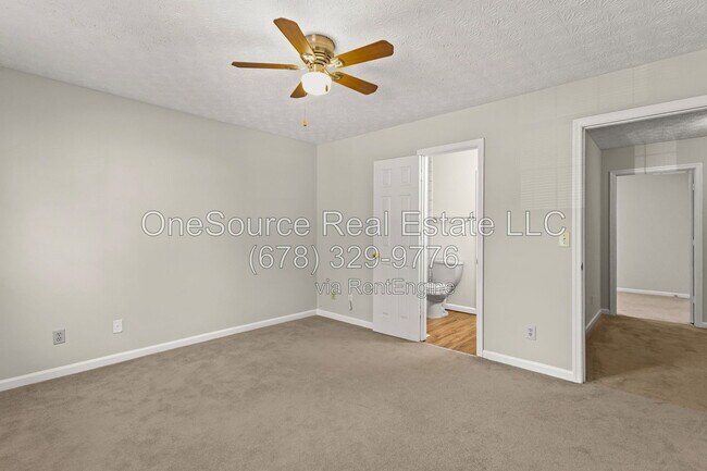 Building Photo - 502 Oakwood Ct