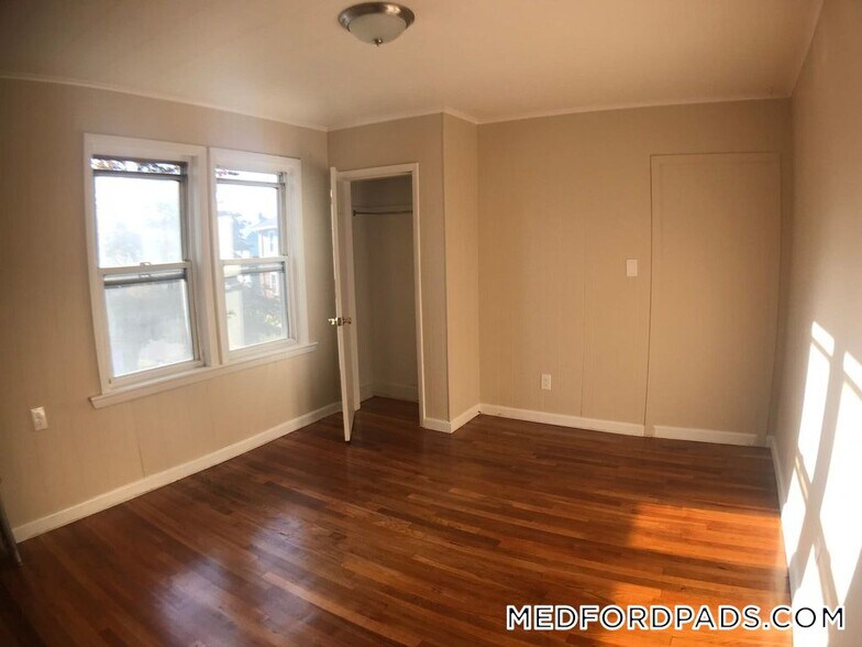 Building Photo - 58 Buzzell Ln