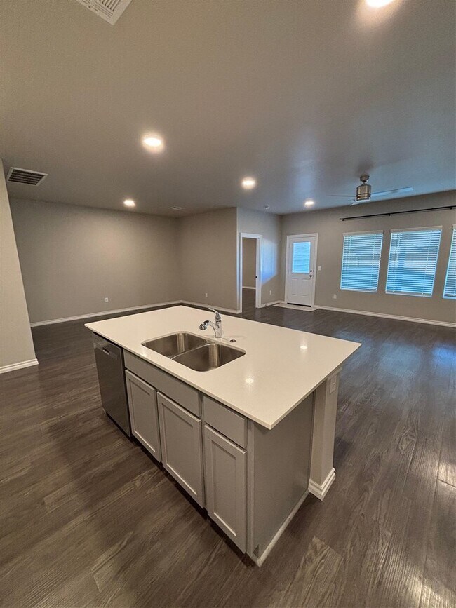 Building Photo - 4301 Christina Ct