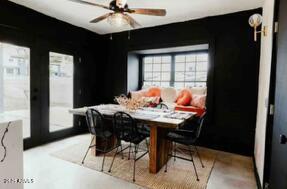 Building Photo - 1055 E Whitton Ave