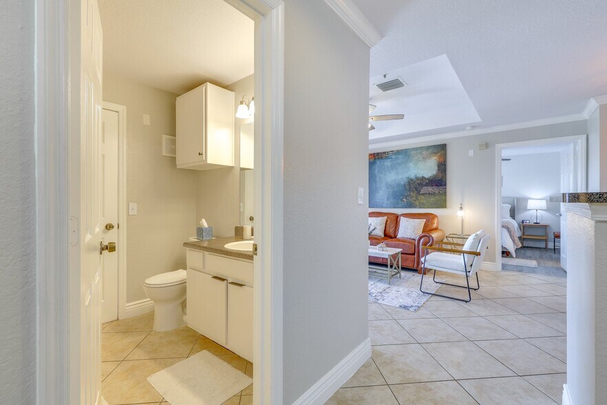 Building Photo - 3725 Castle Pines Ln