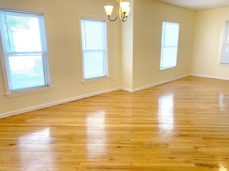 Floor 1 Open concept living room, dining room, kitchen - 9 Kingsley Ave