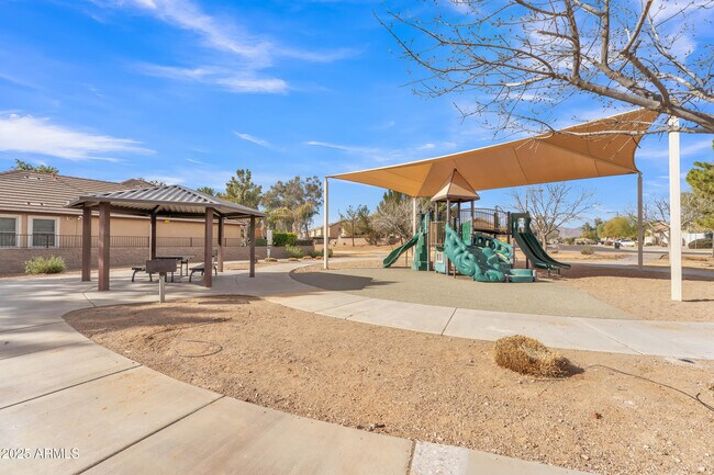 Building Photo - 16029 N 171st Dr
