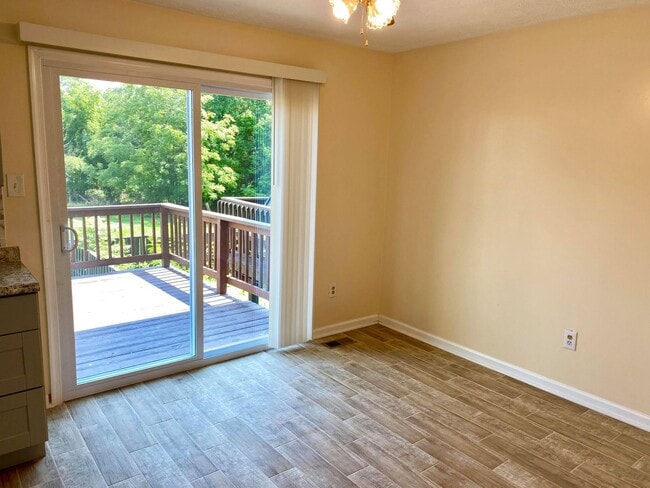 Building Photo - 1711 Winding Brook Way