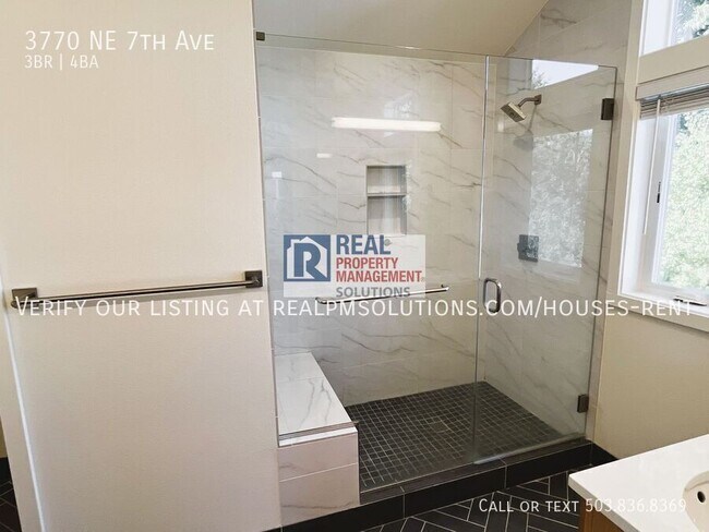 Building Photo - 3770 NE 7th Ave